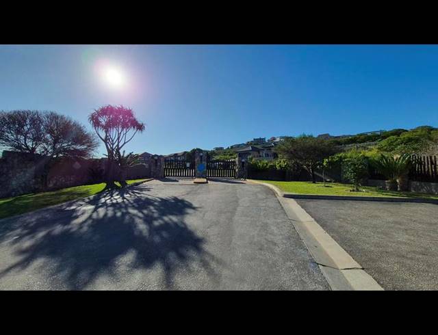 LAND FOR SALE IN NUM NUM CAPE ESTATE